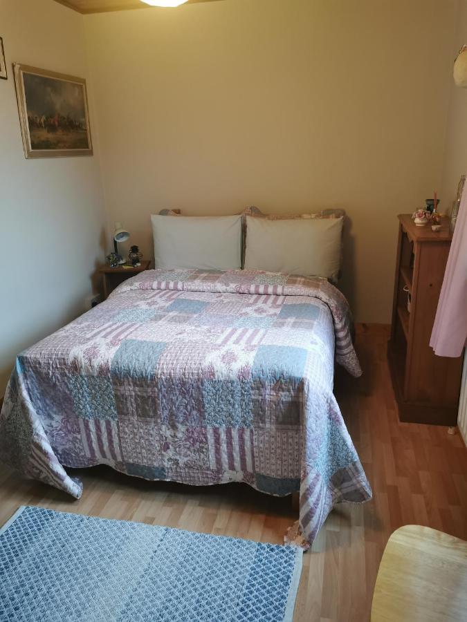 Catherine'S Lair A Quiet Peaceful Homestay Westport Esterno foto