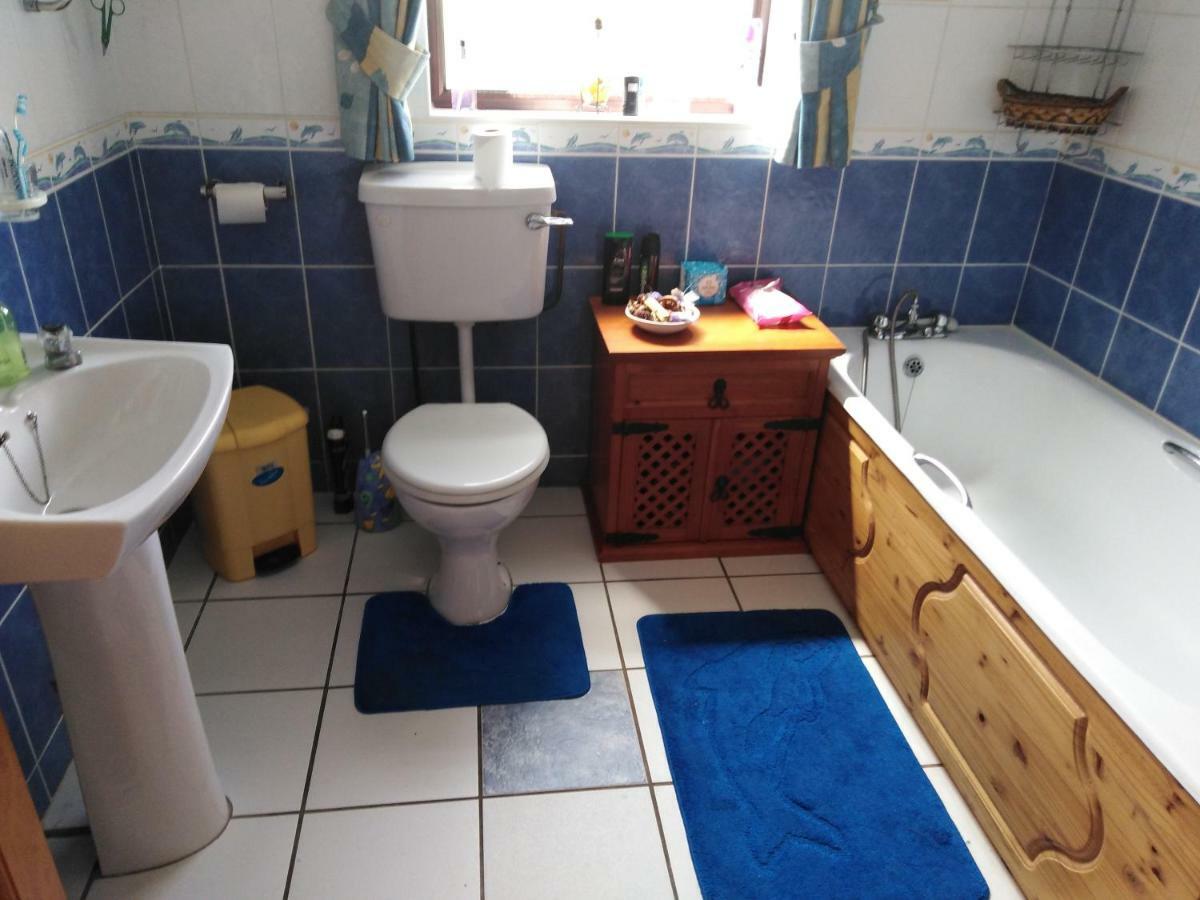 Catherine'S Lair A Quiet Peaceful Homestay Westport Esterno foto